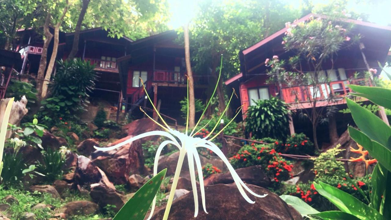 Phi Phi Green Hill Resort Buitenkant foto